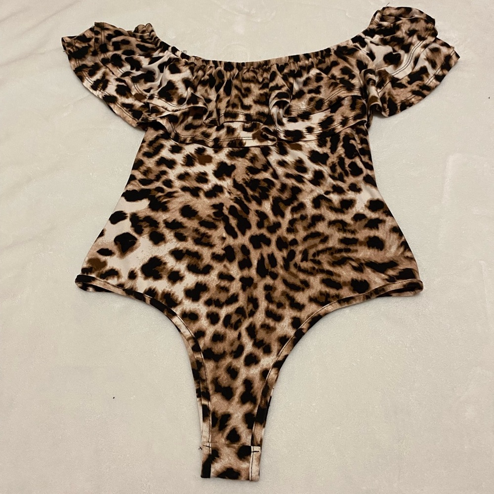 Leopard print bodysuit